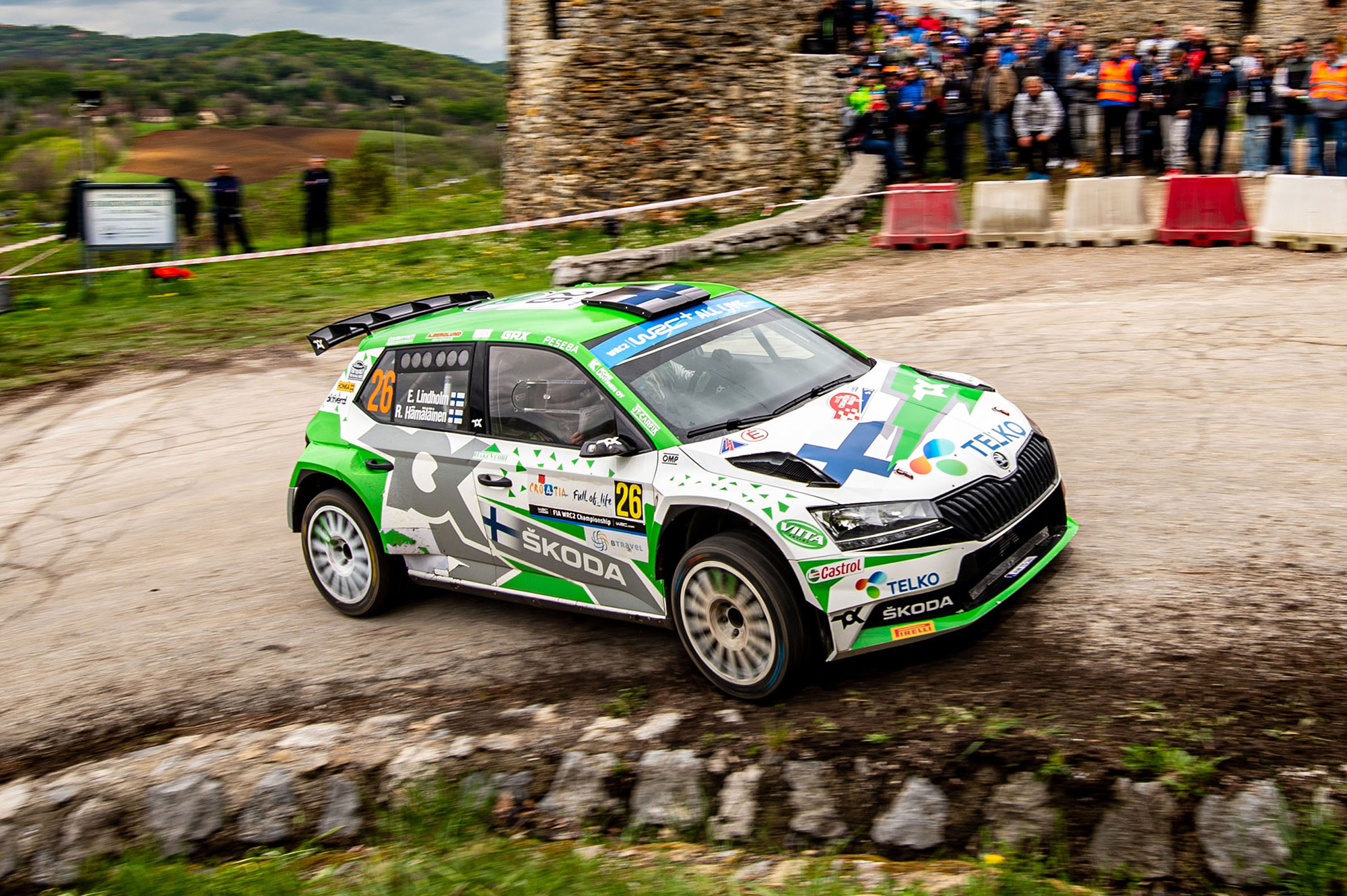 Trois Pilotes De Škoda Fabia Rally2 Evo Saffrontent Pour Le Titre Wrc2